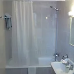 Planas Otel *
