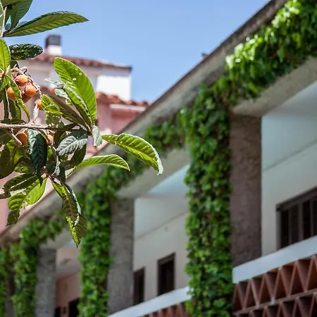 Planas * יורט דה מאר